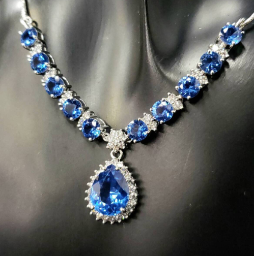 合成スピネル ネックレス 750 重量：約13.26g